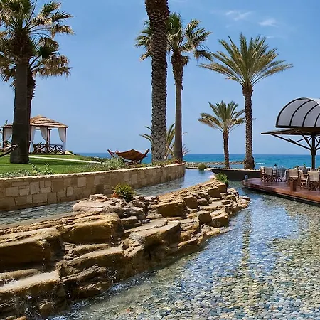 Constantinou Bros Pioneer 4* Paphos
